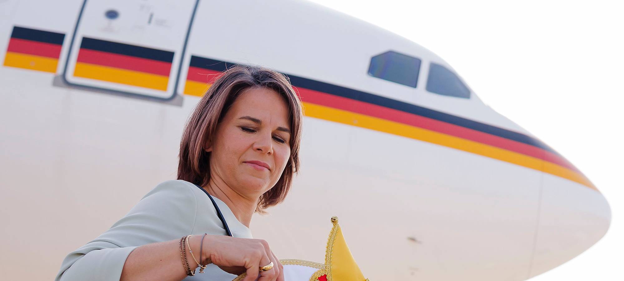 Ordensverleihung wird von Protesten begleitet