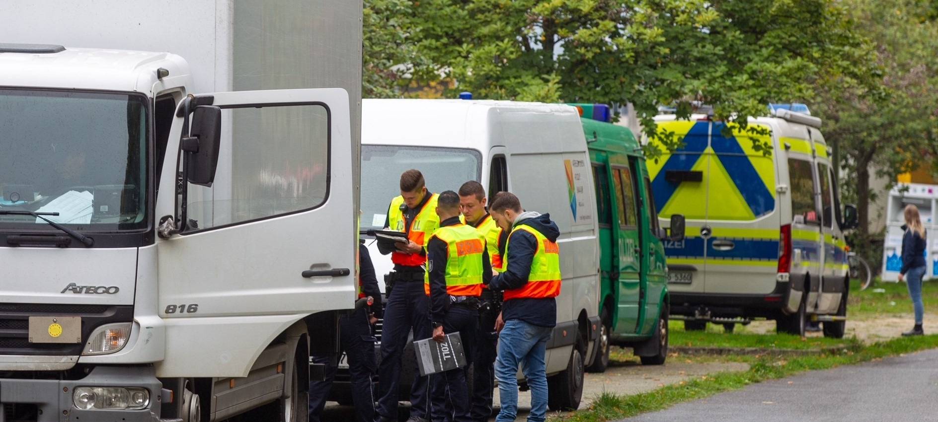 ROADPOL checkt Trucker