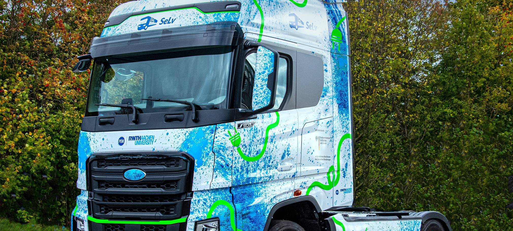RWTH-Forscher bauen E-LKW-Prototypen mit 1000 km Reichweite