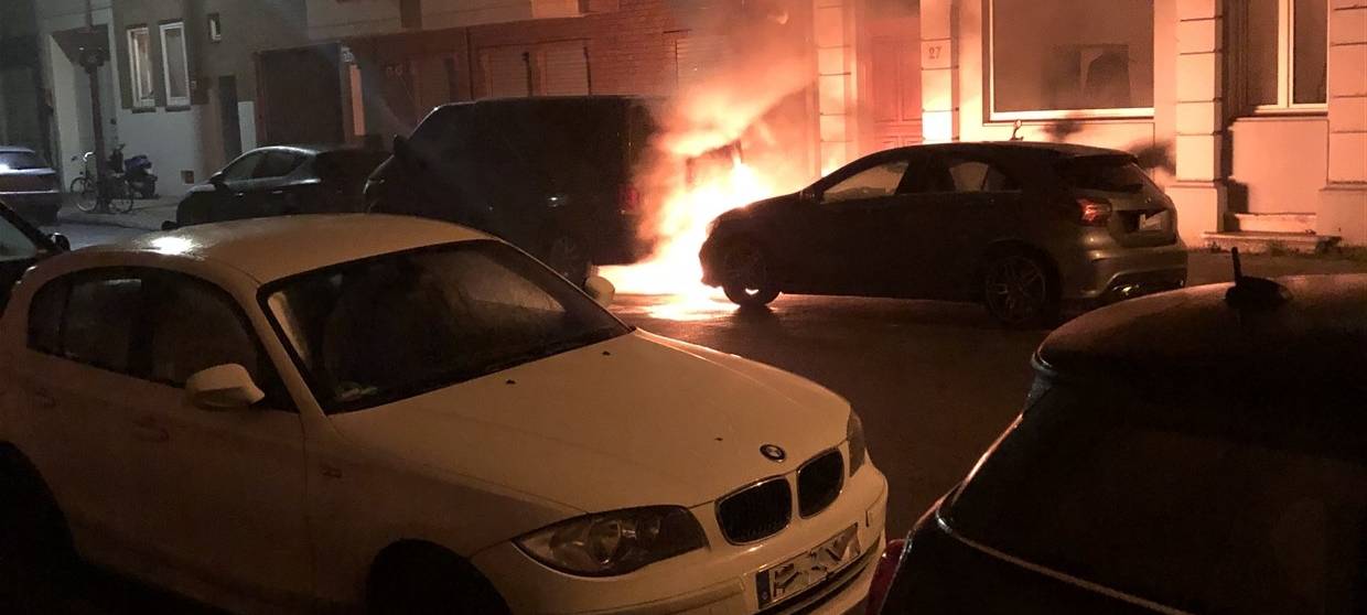 Zwei Wagen ausgebrannt