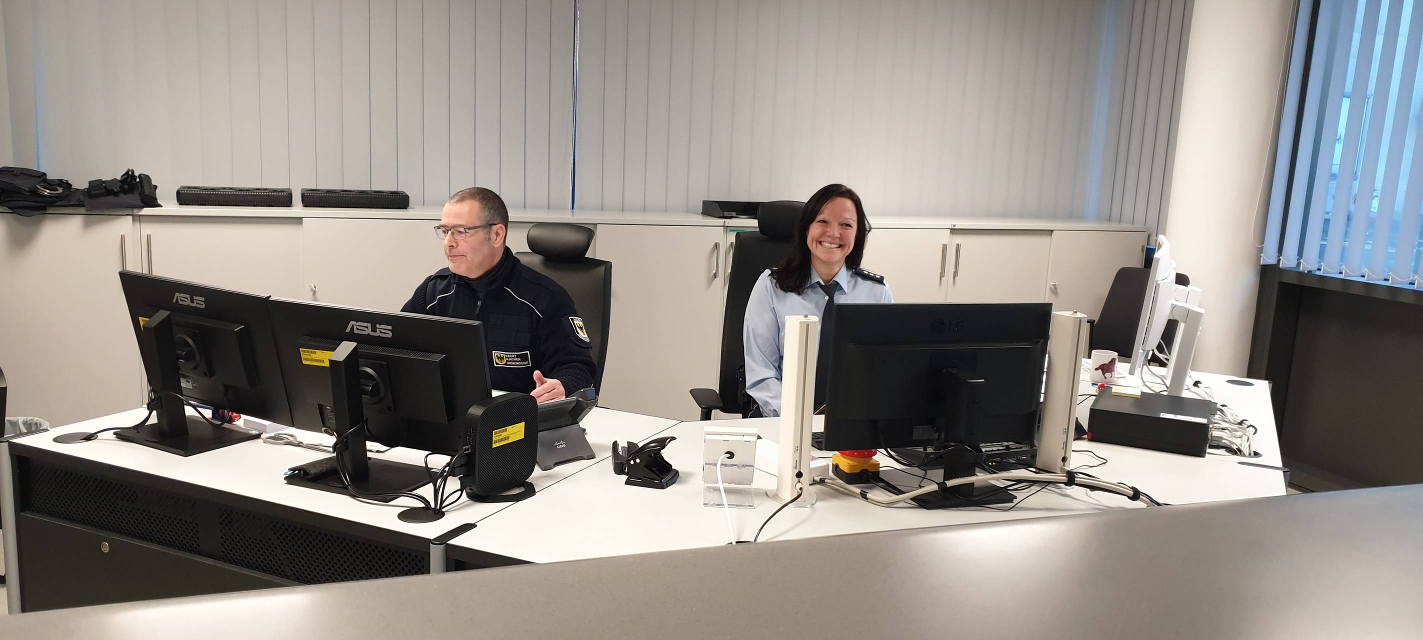 Polizei und Stadt gemeinsam am Bushof