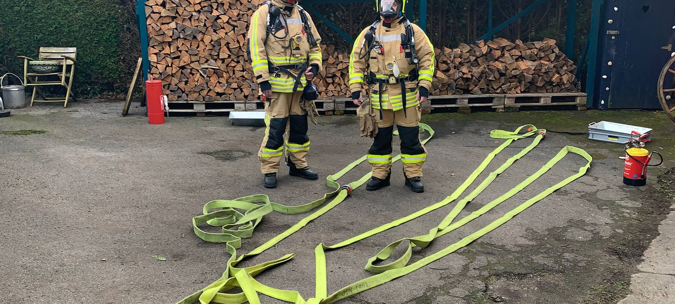 Feuerwehr in Stolberg bei Schornsteinbrand