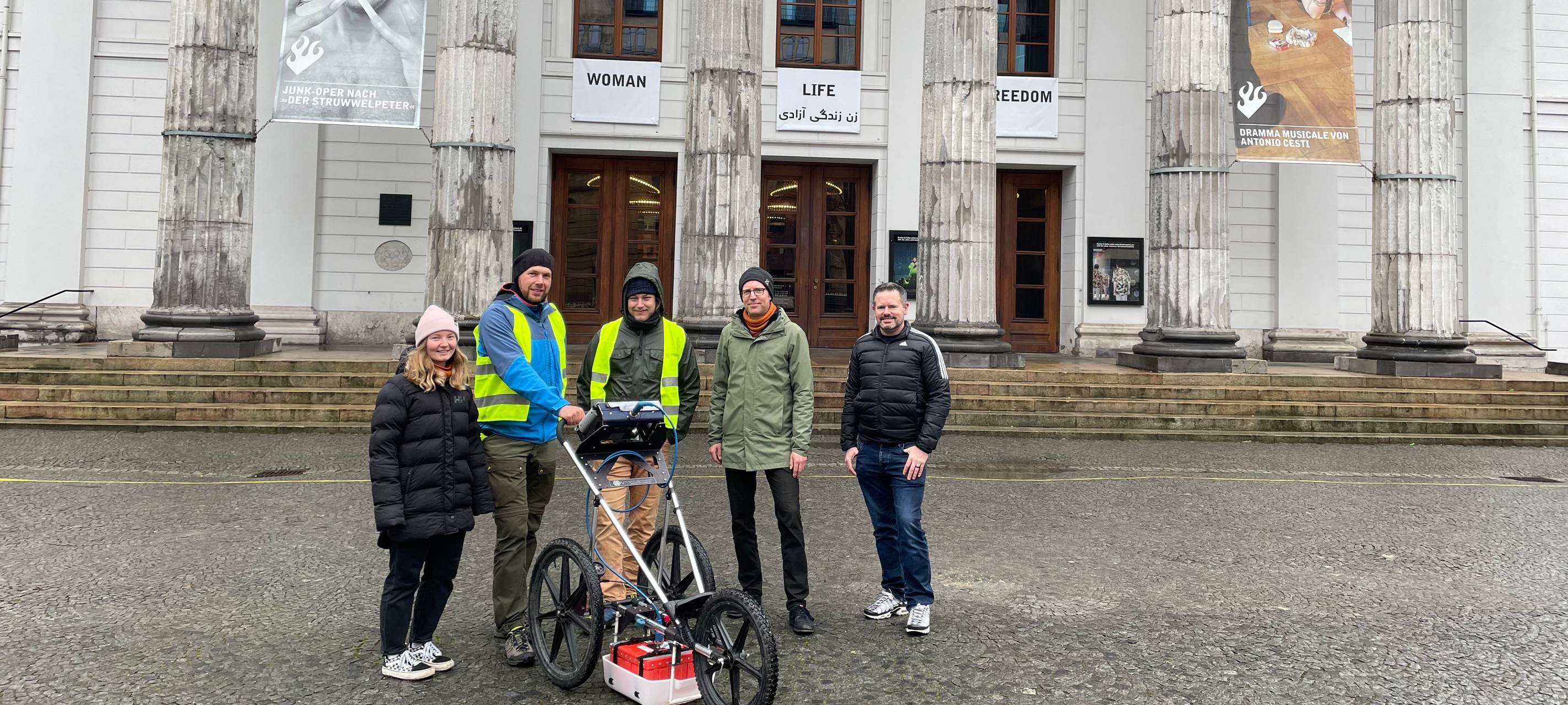 Georadarmessungen am Theaterplatz in Aachen
