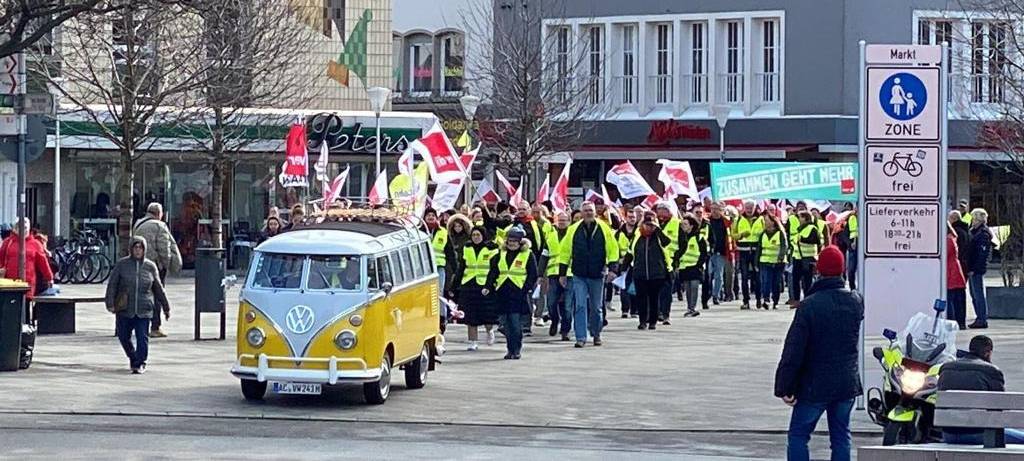Öffentlicher Dienst: 3.500 im Warnstreik