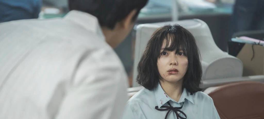 Moon Dong-eun in der Schule.