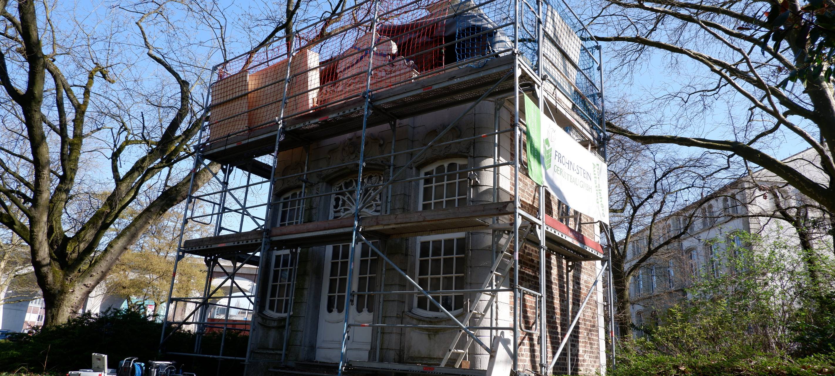 Arbeiten am Nuellens-Pavillon in Burtscheid