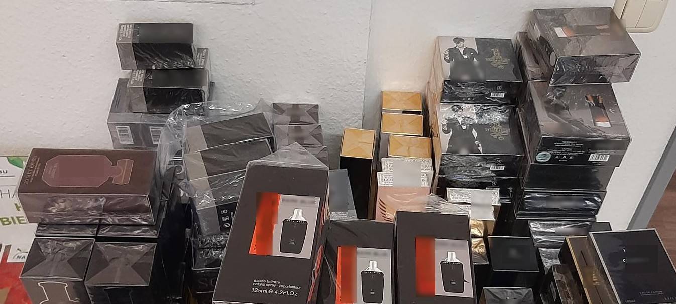 Parfum-Plagiate im Kofferraum