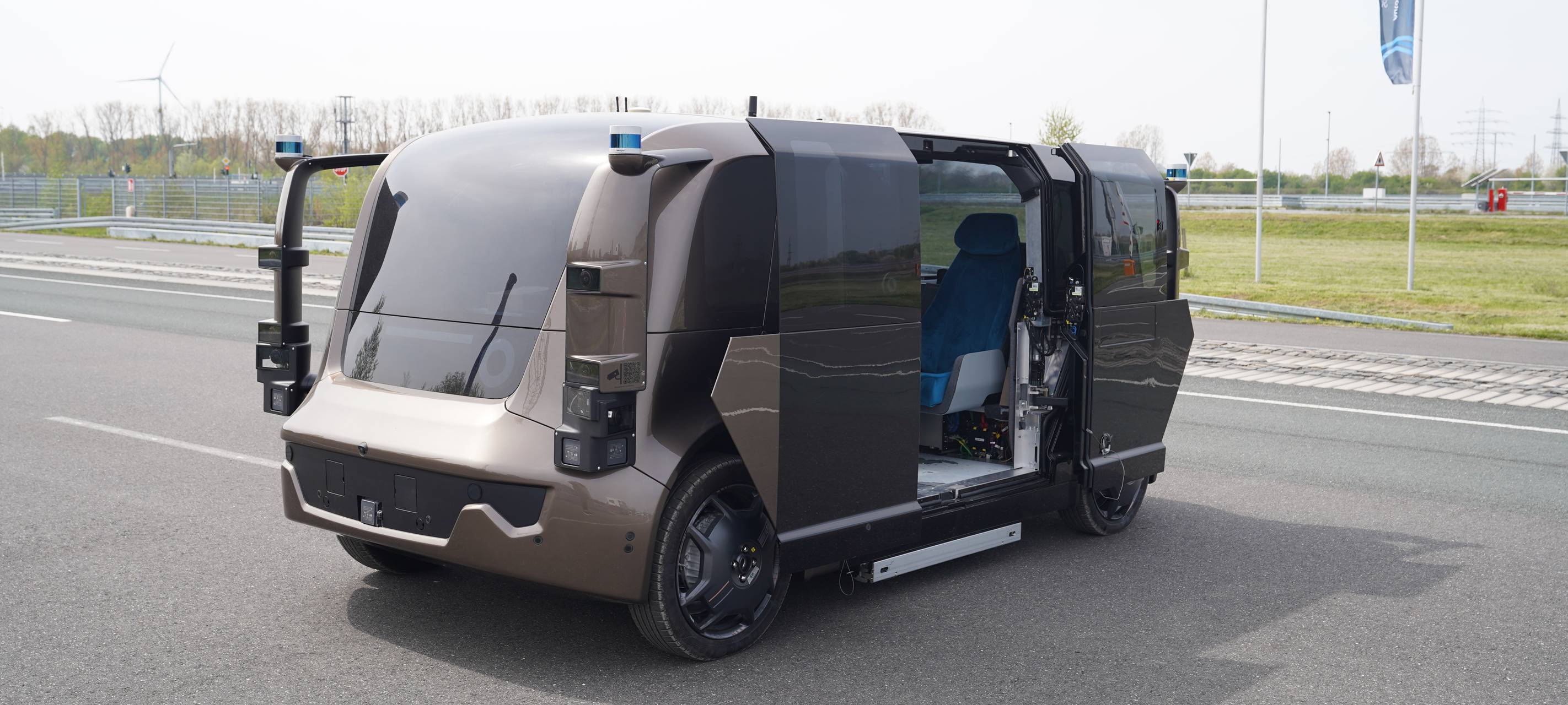 RWTH stellt fahrerlose elektrische Fahrzeugtypen vor