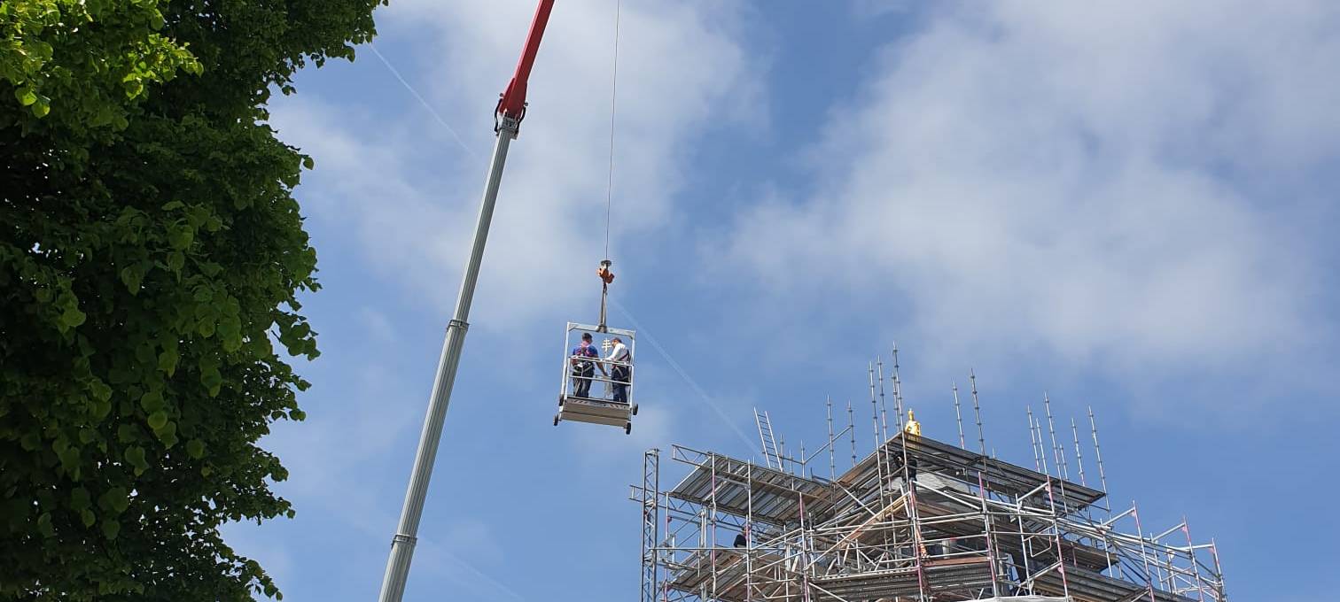 Kornelius wieder auf restaurierter Propsteikirche