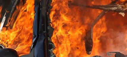 Brennende Autos in der Region