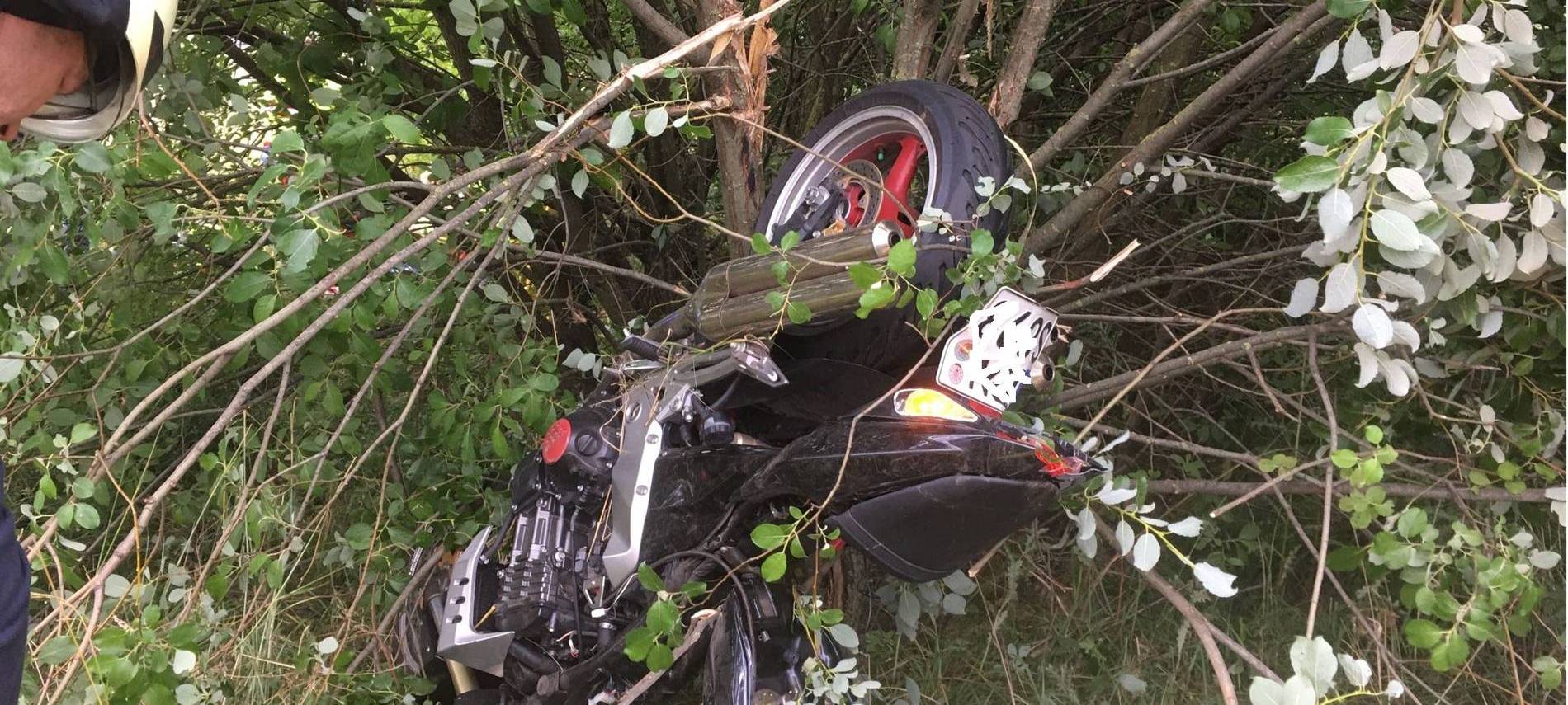 Motorradfahrer lebensgefährlich verletzt