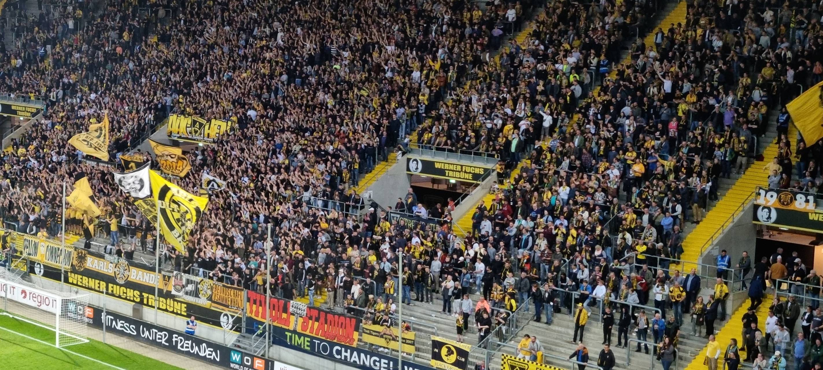 Strafen für Alemannia wegen "Fans" und Ordnungsdienst