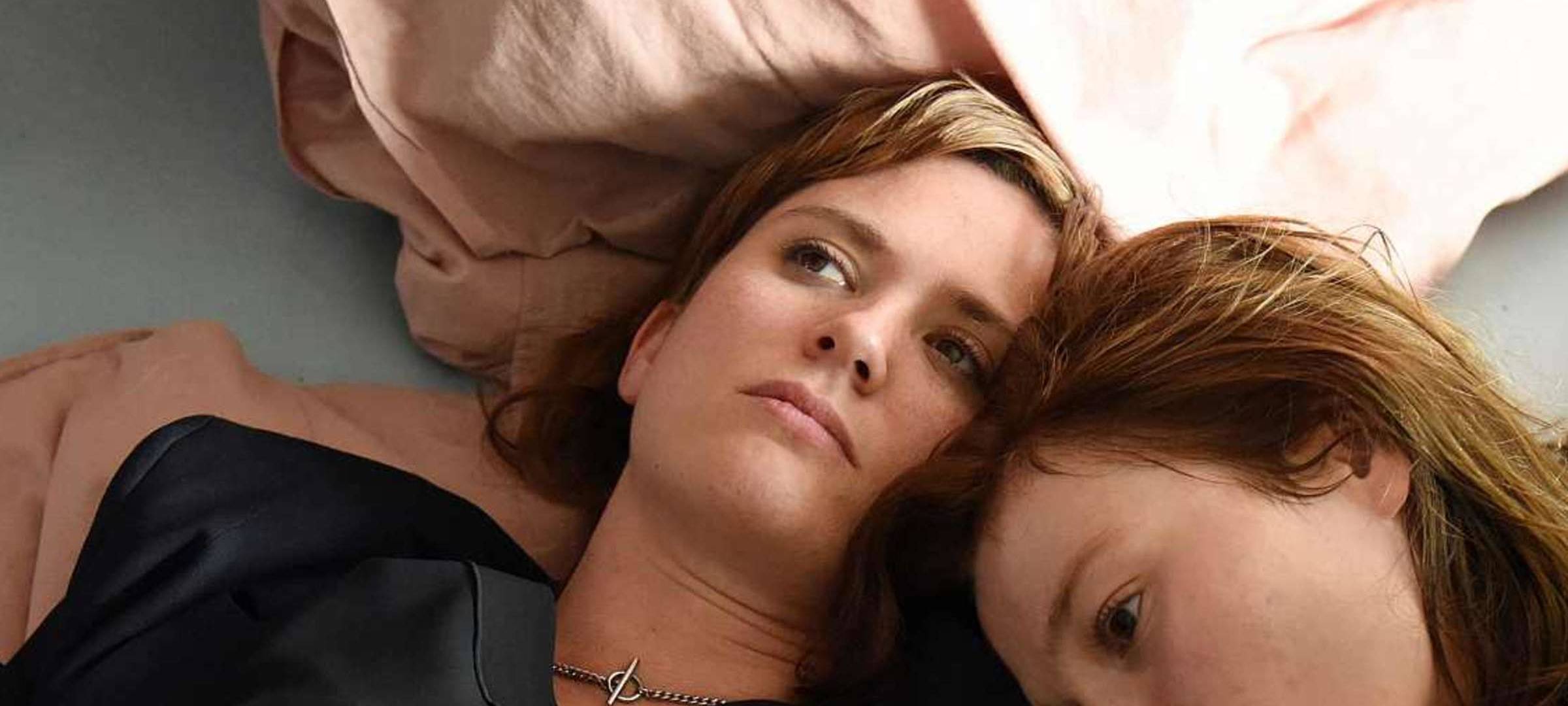 Clara und Leonie sind beste Freundinnen.