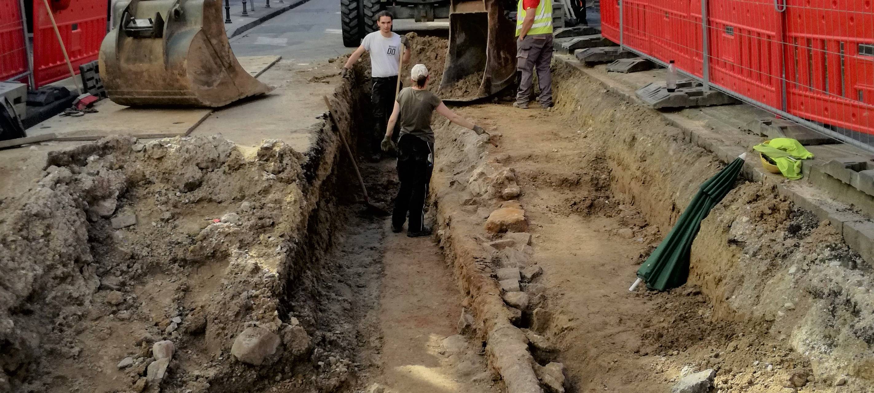 Wiederaufnahme der Kanalarbeiten in der Stromgasse
