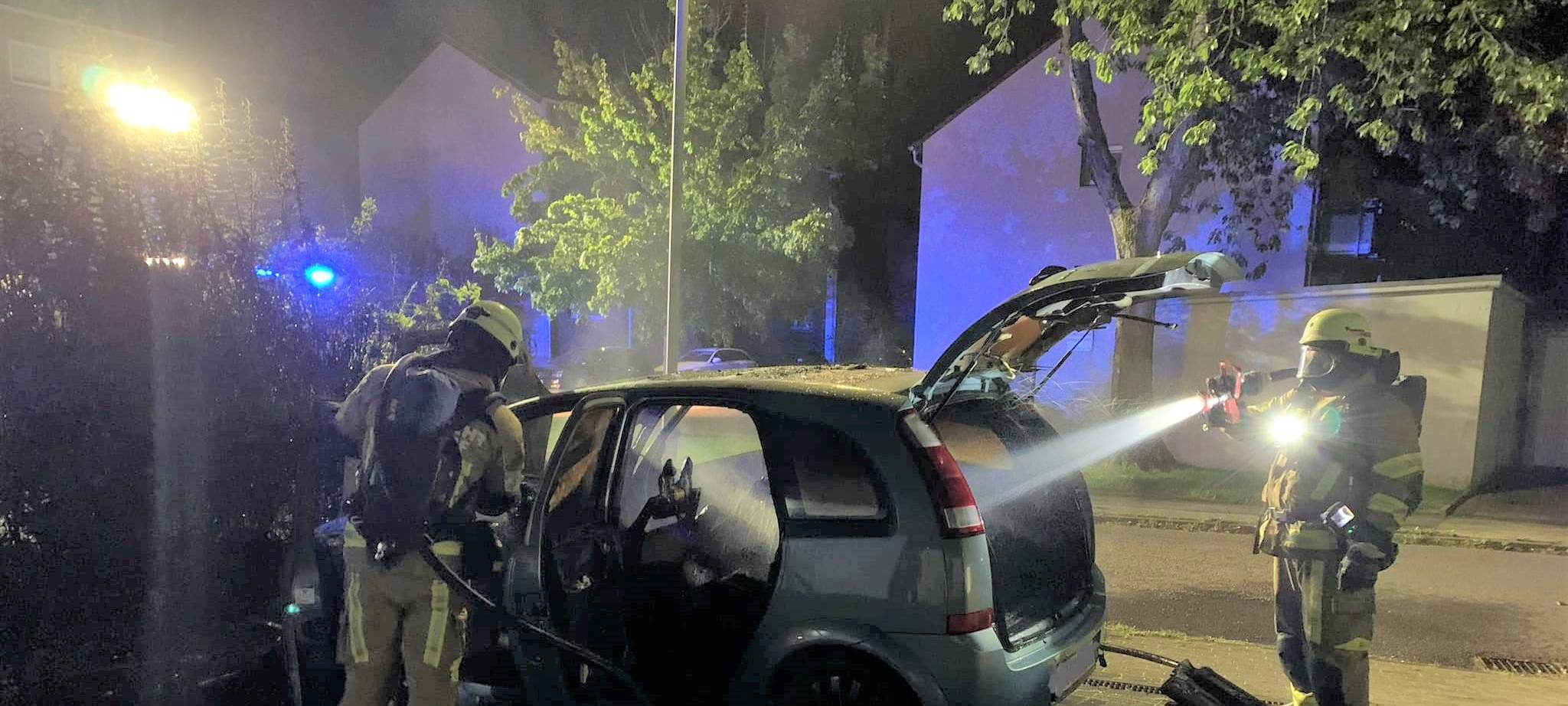 Wieder brennendes Auto