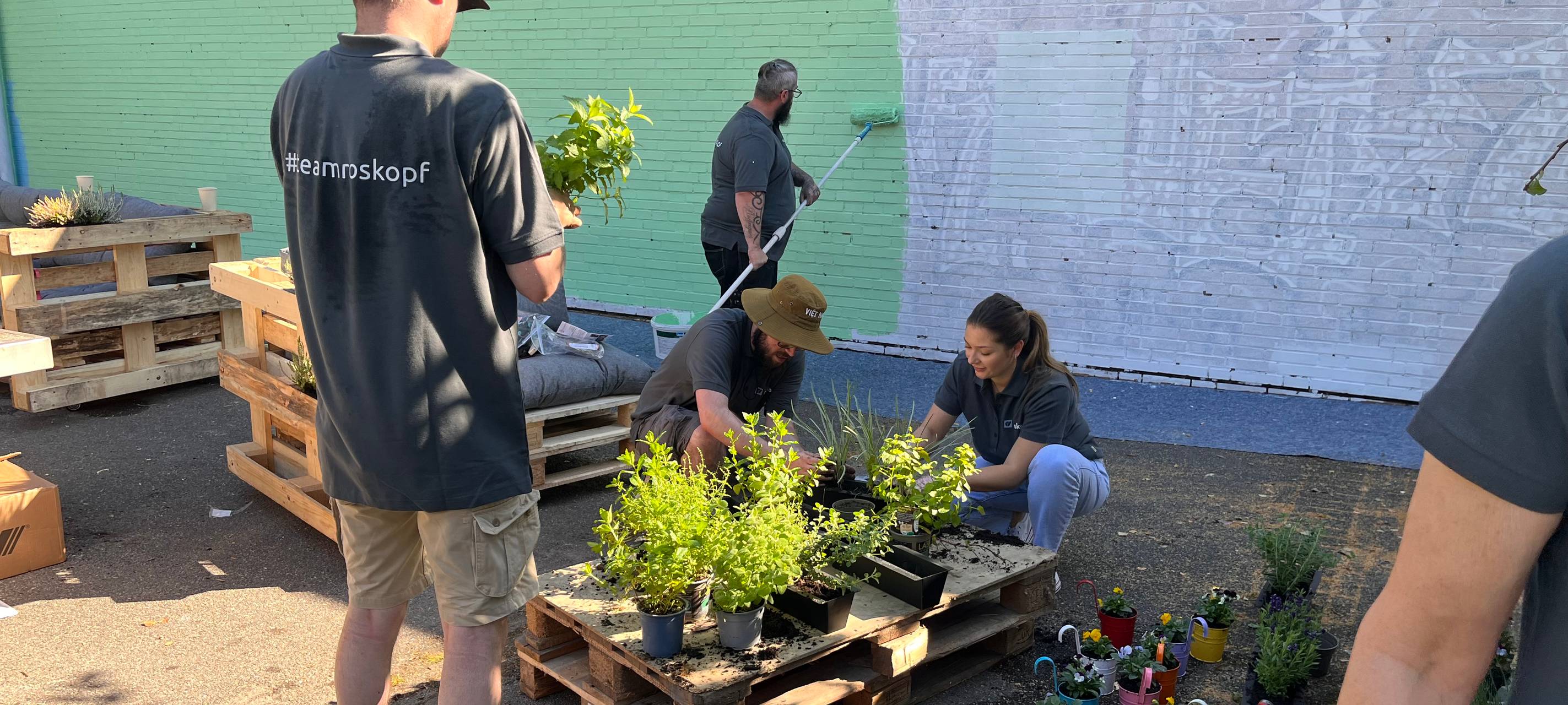 Social Day: Flüchtlingsunterkunft verschönert