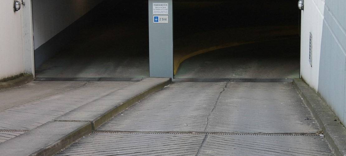 Viele Diebstähle aus Tiefgaragen