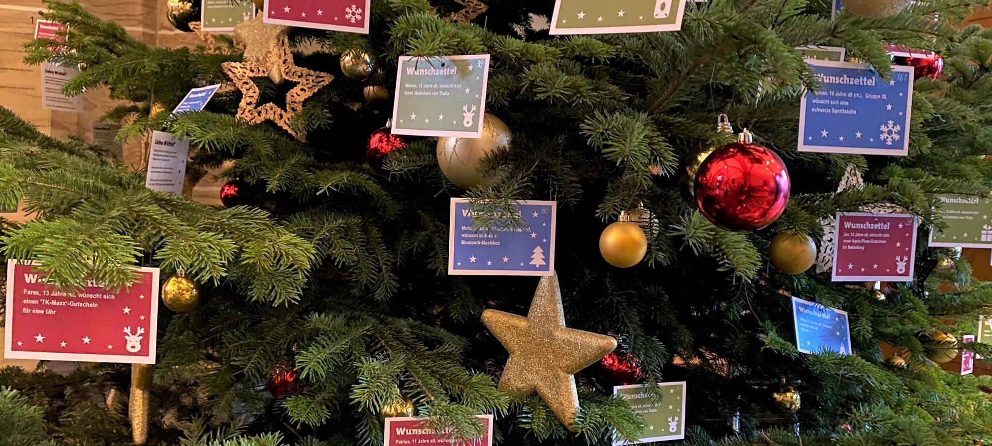 Weihnachts-Wunschbaum der Stadt Aachen