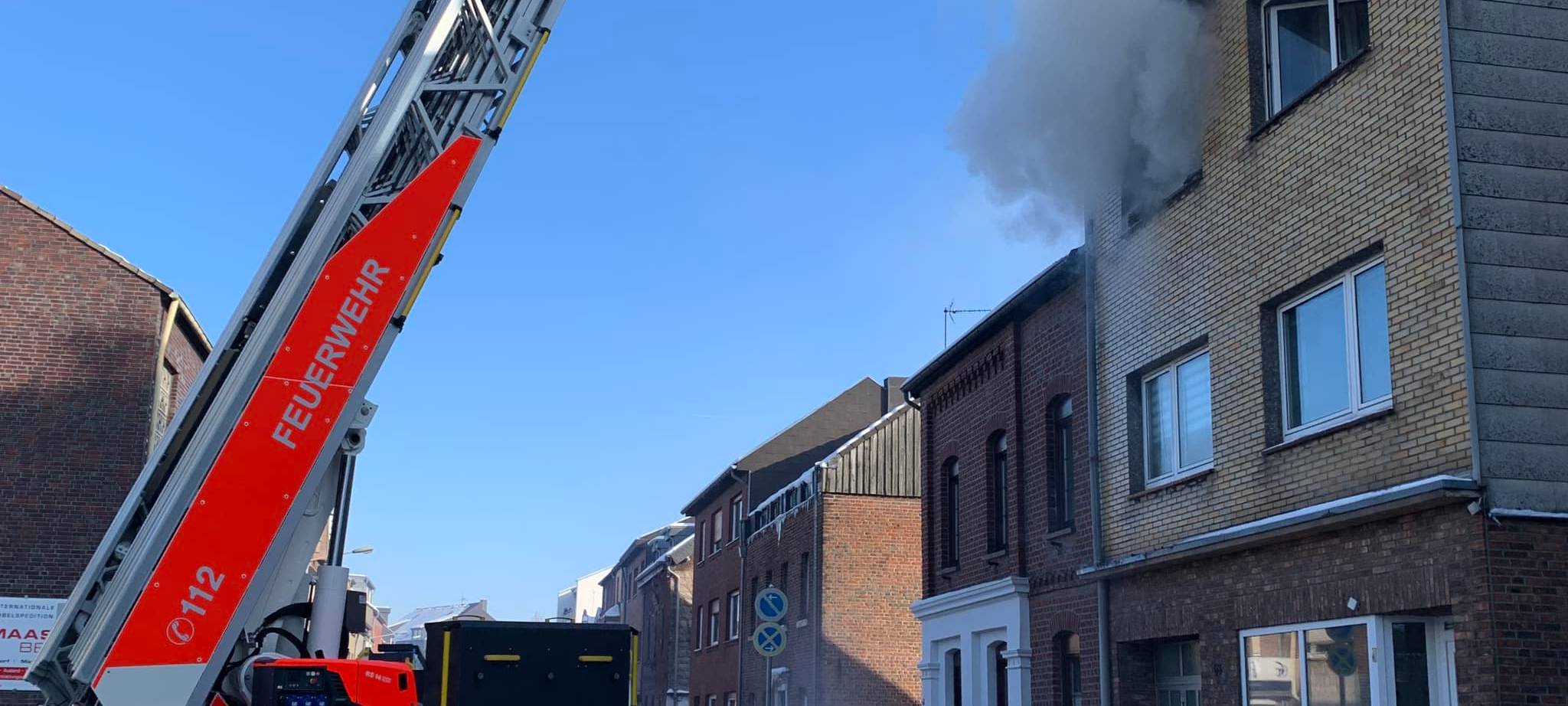 Feuer in Mehrfamilienhaus im Zentrum von Alsdorf