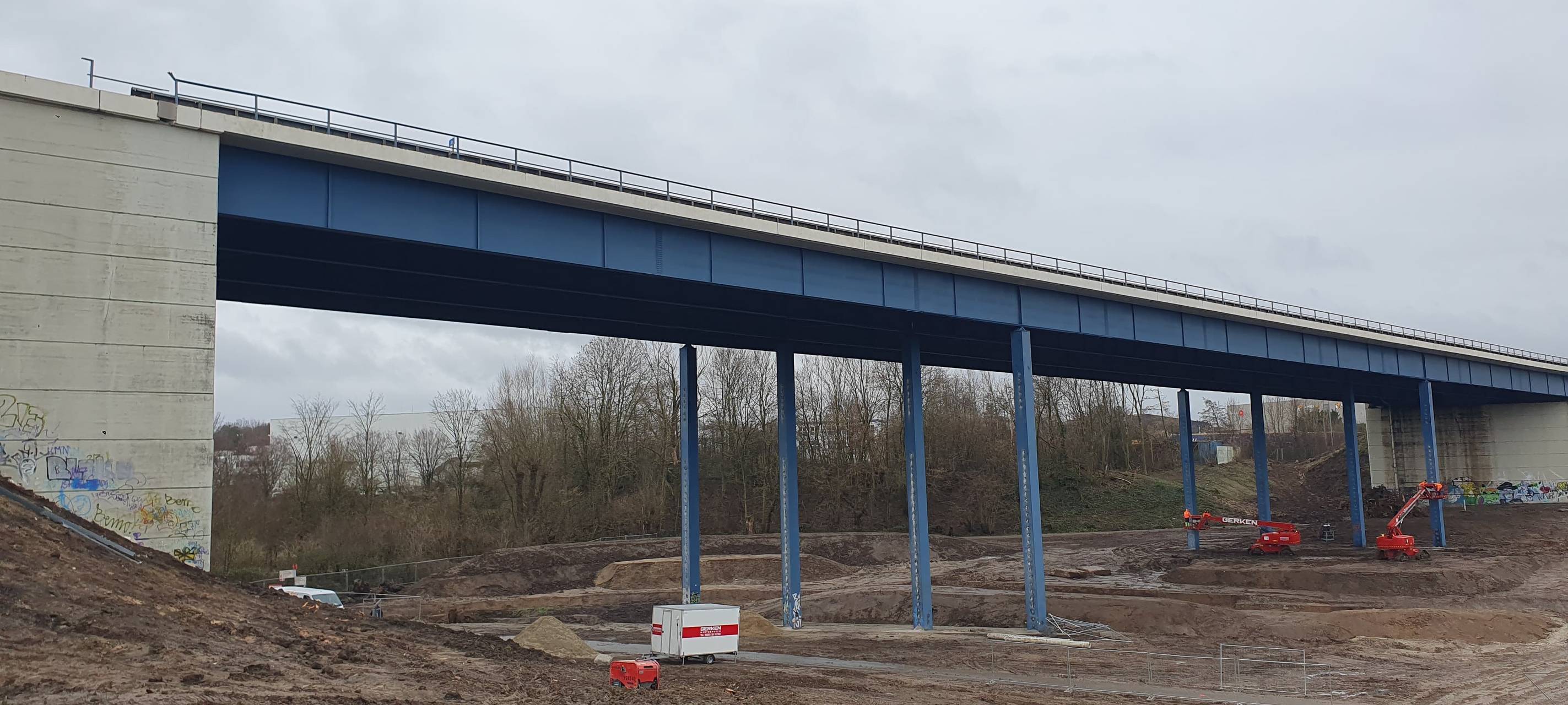 Sprengvorbereitung läuft nach Plan