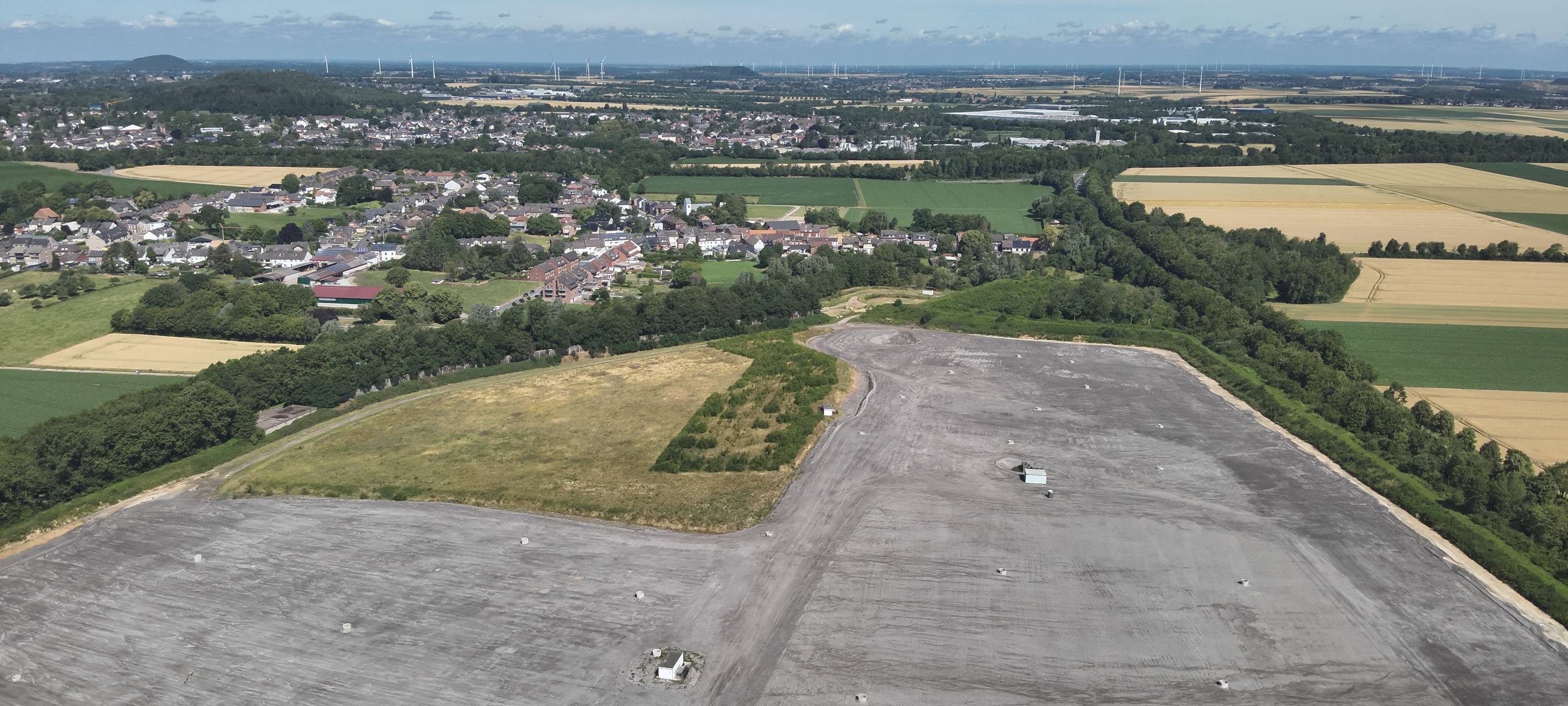 Von der Deponie zum Solarpark