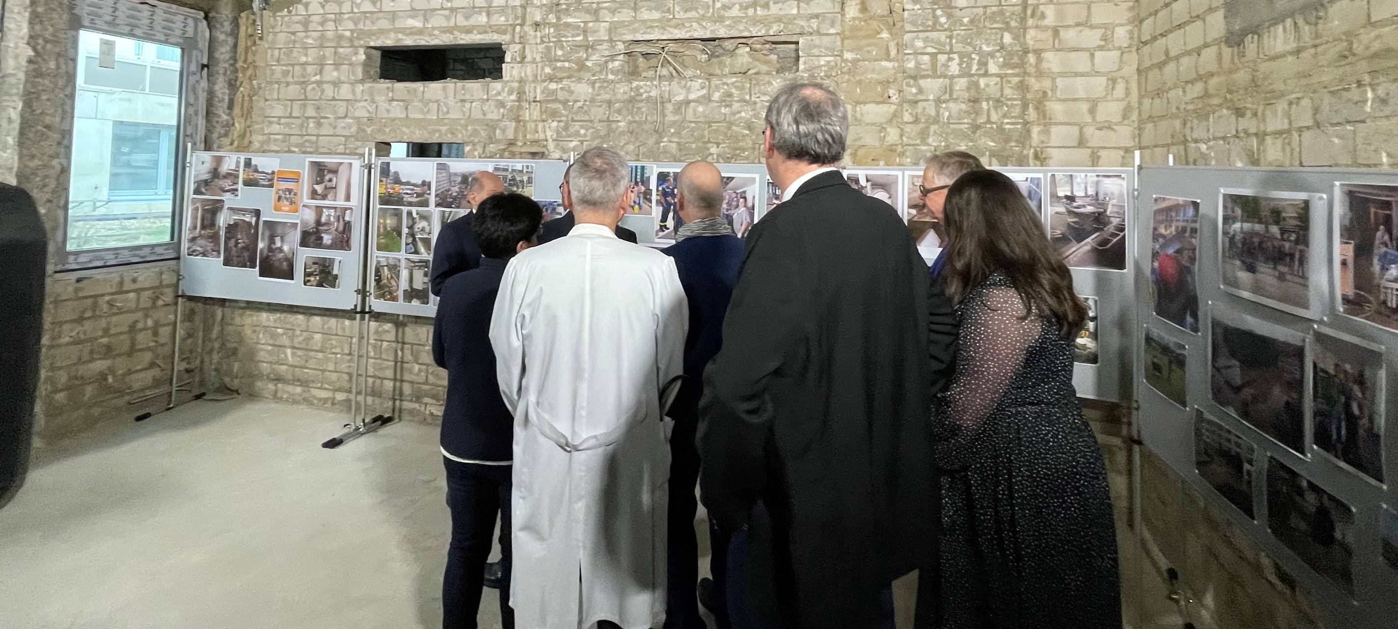 Kanzler Scholz besucht Sankt-Antonius-Hospital und Babor