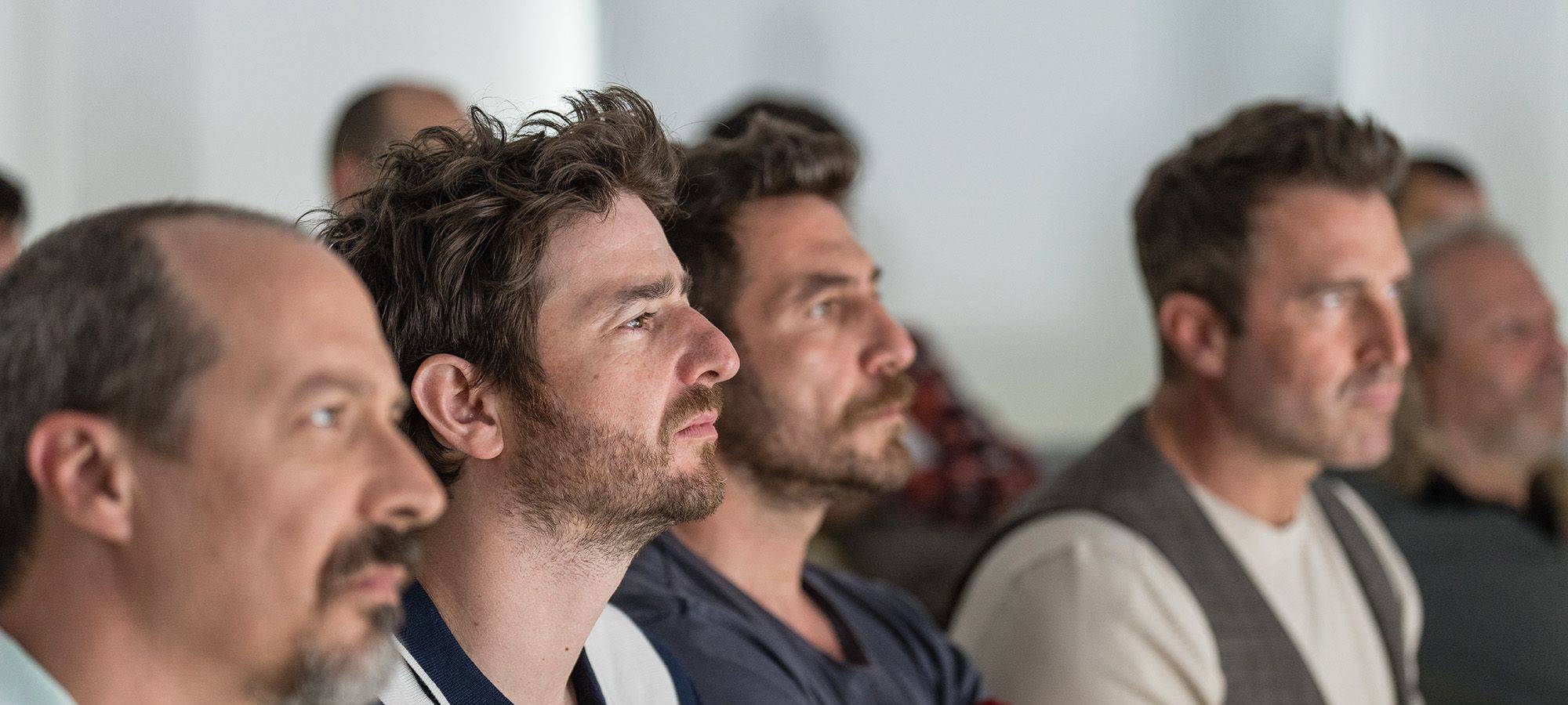 Sie können es nicht fassen.