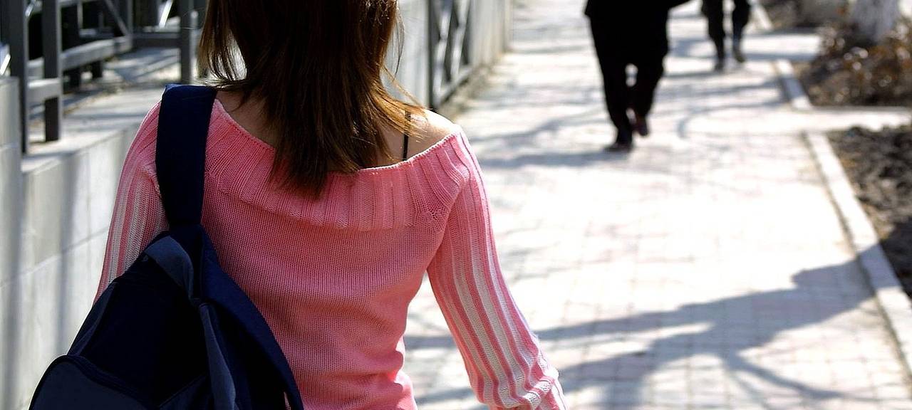 Zeugensuche nach versuchtem Handtaschenraub