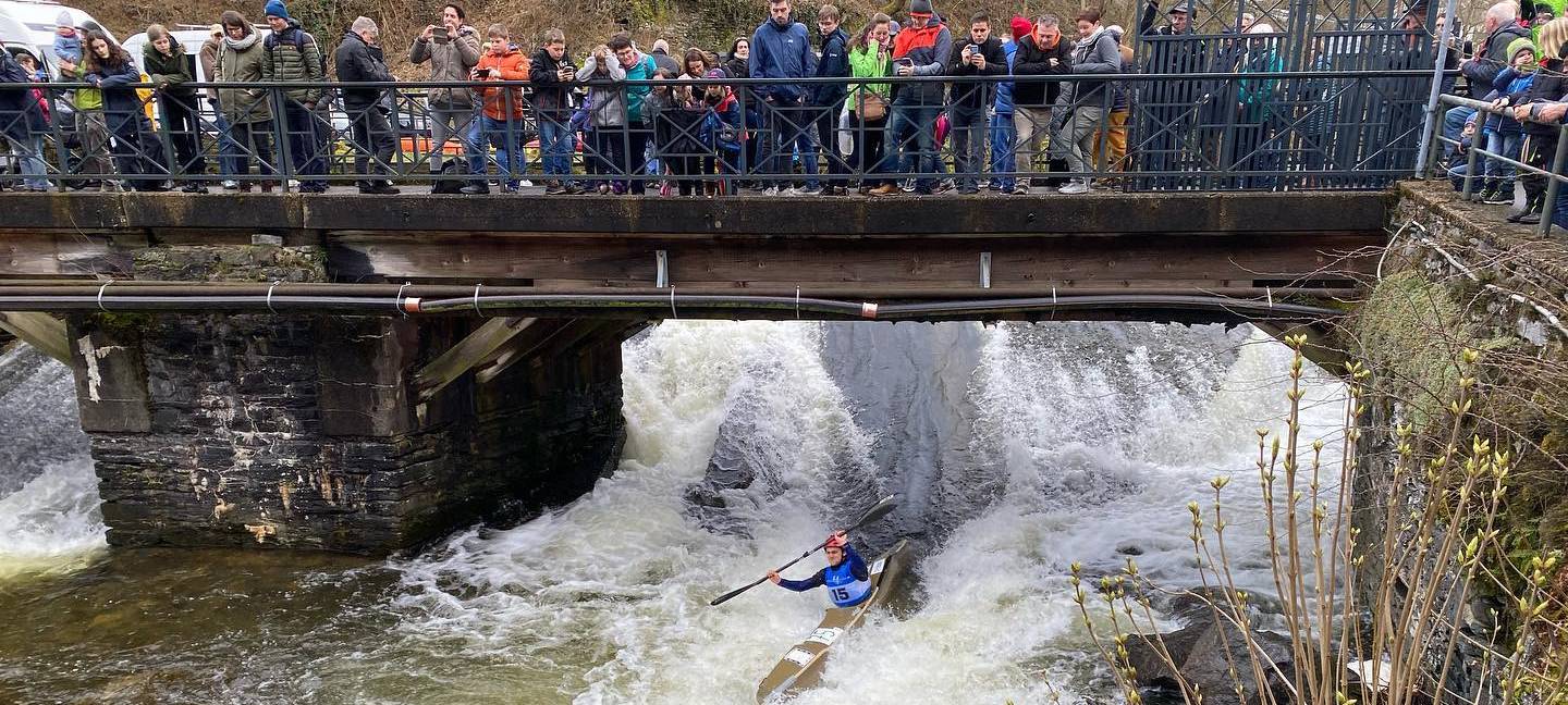 Per Kajak durch Monschaus Fluten