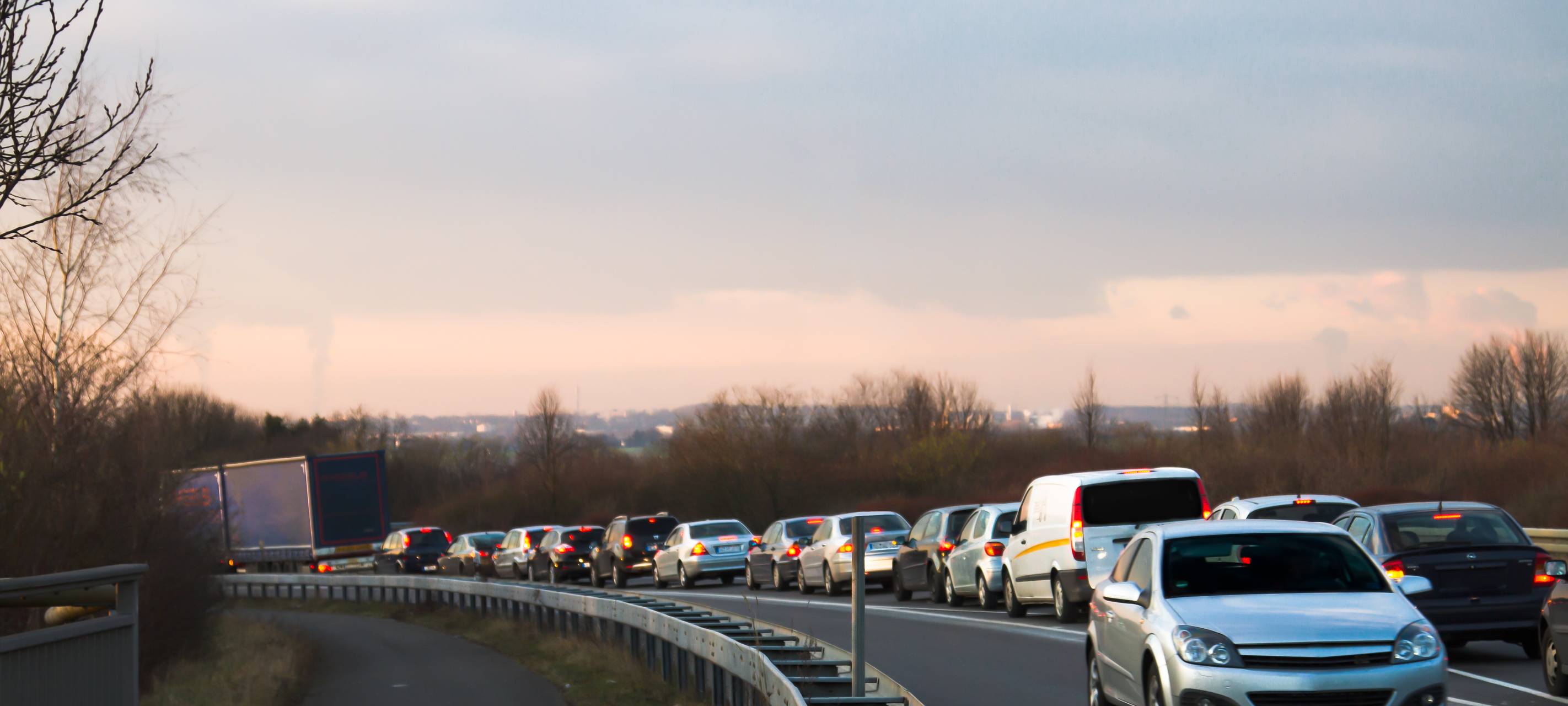 Staubilanz: Viel Stau auf A4 und A44