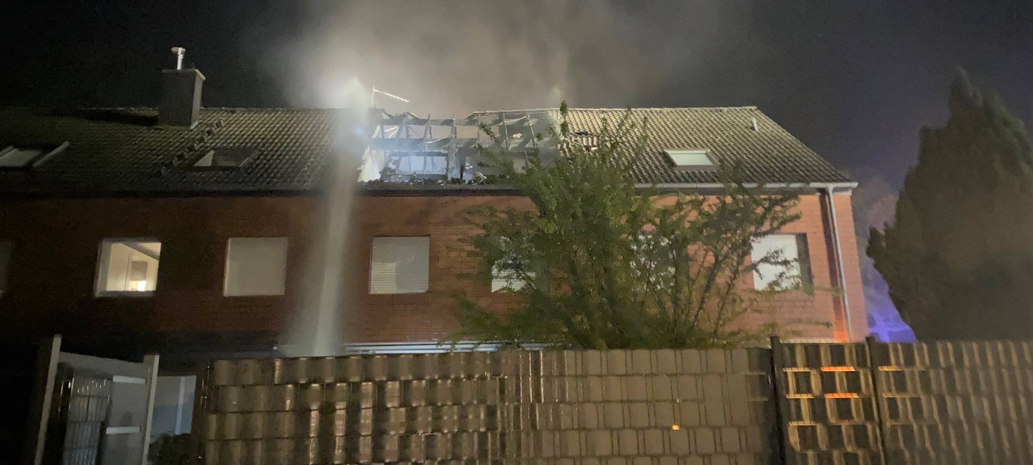 Dachstuhlbrände in Würselen und Aachen