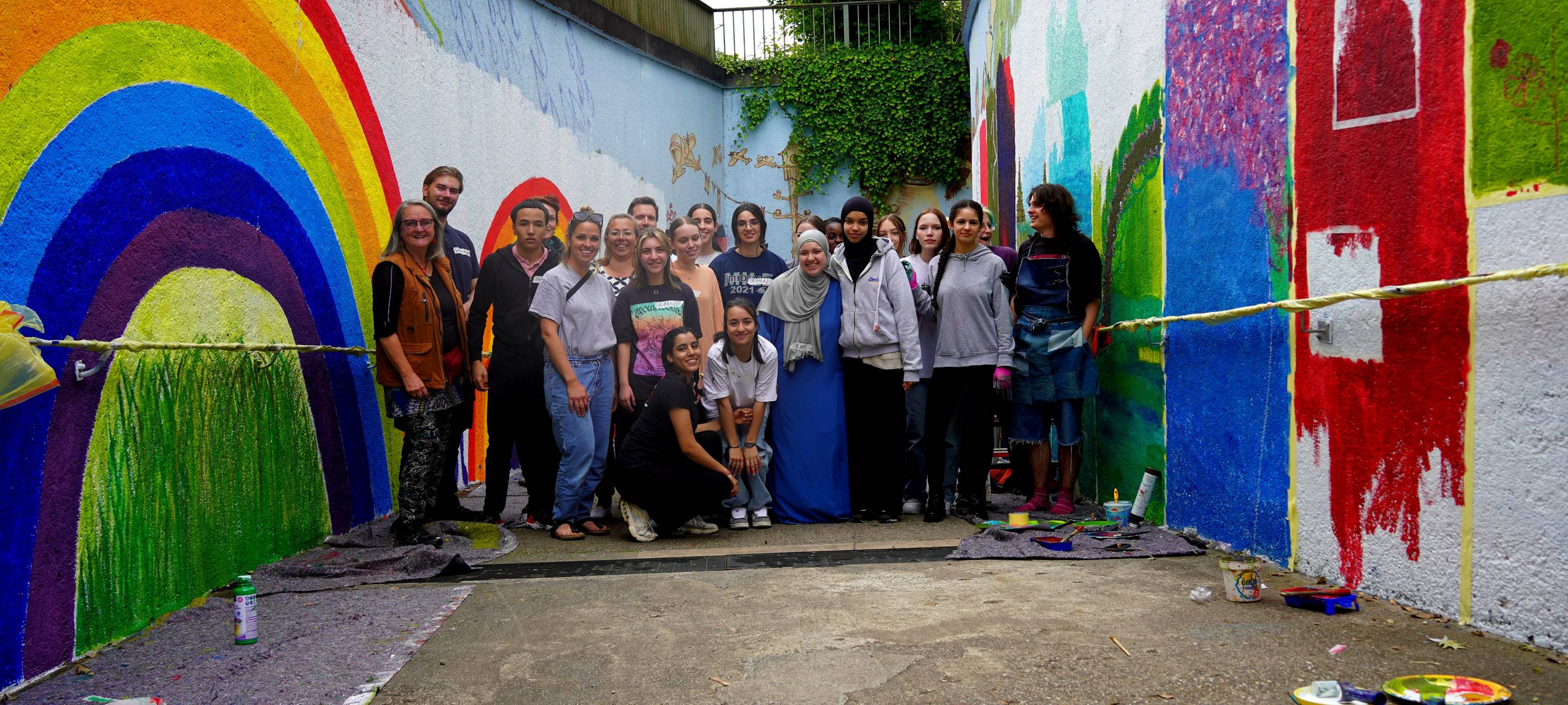 Schüler stylen Unterführung Richterich weiter