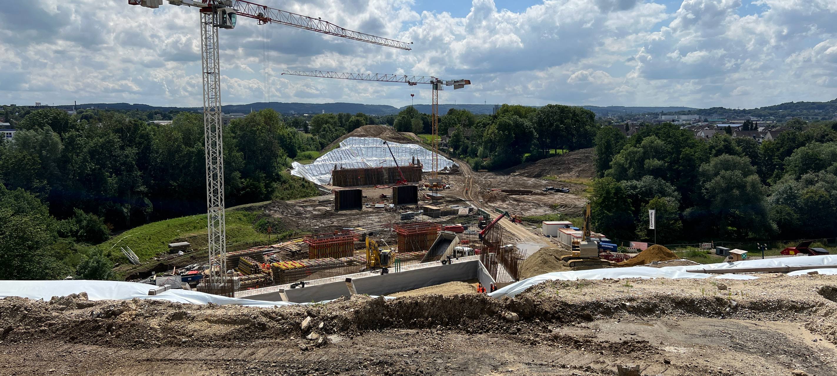 Arbeitsunfall an A544-Brücke: Bauarbeiter gestorben