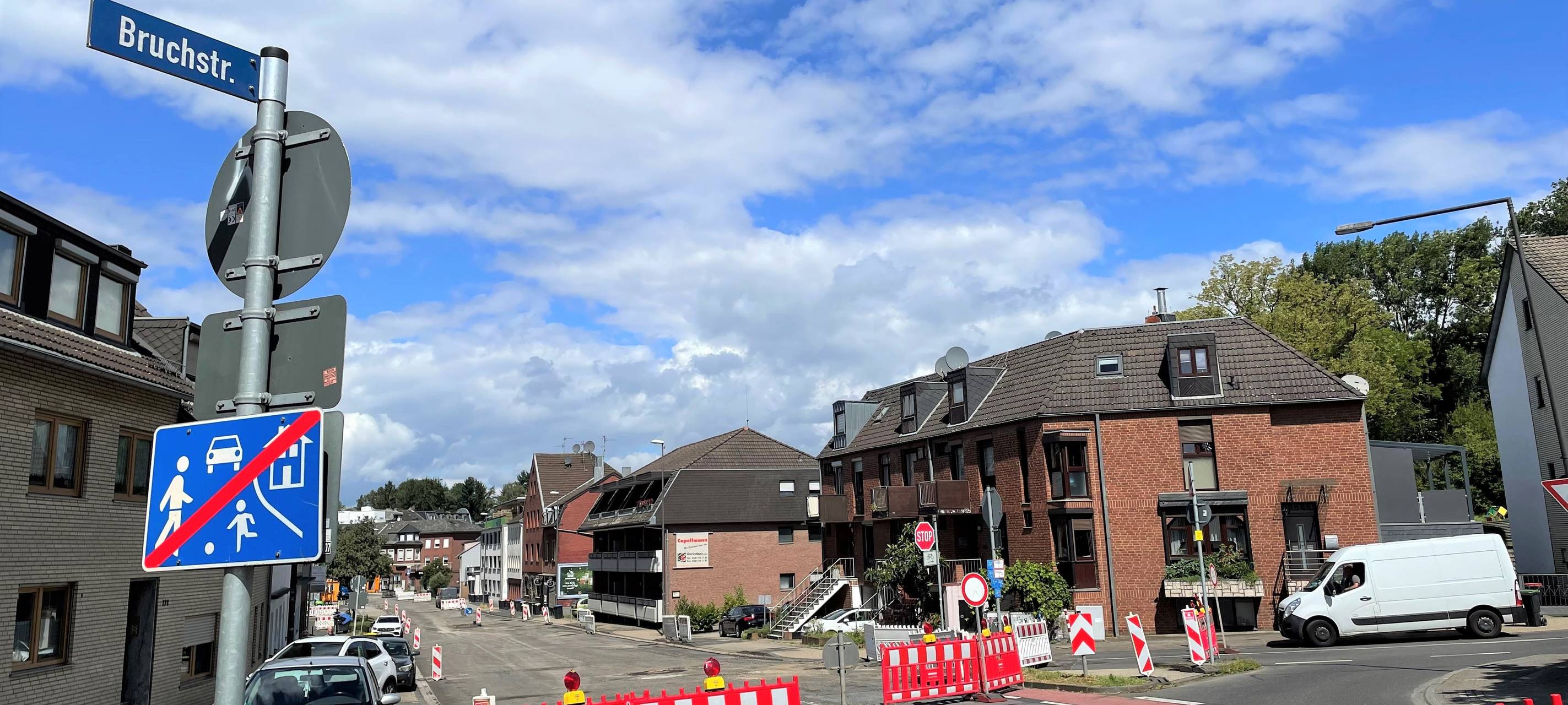 Neue Fahrbahn für die von-Coels-Straße in Aachen-Eilendorf