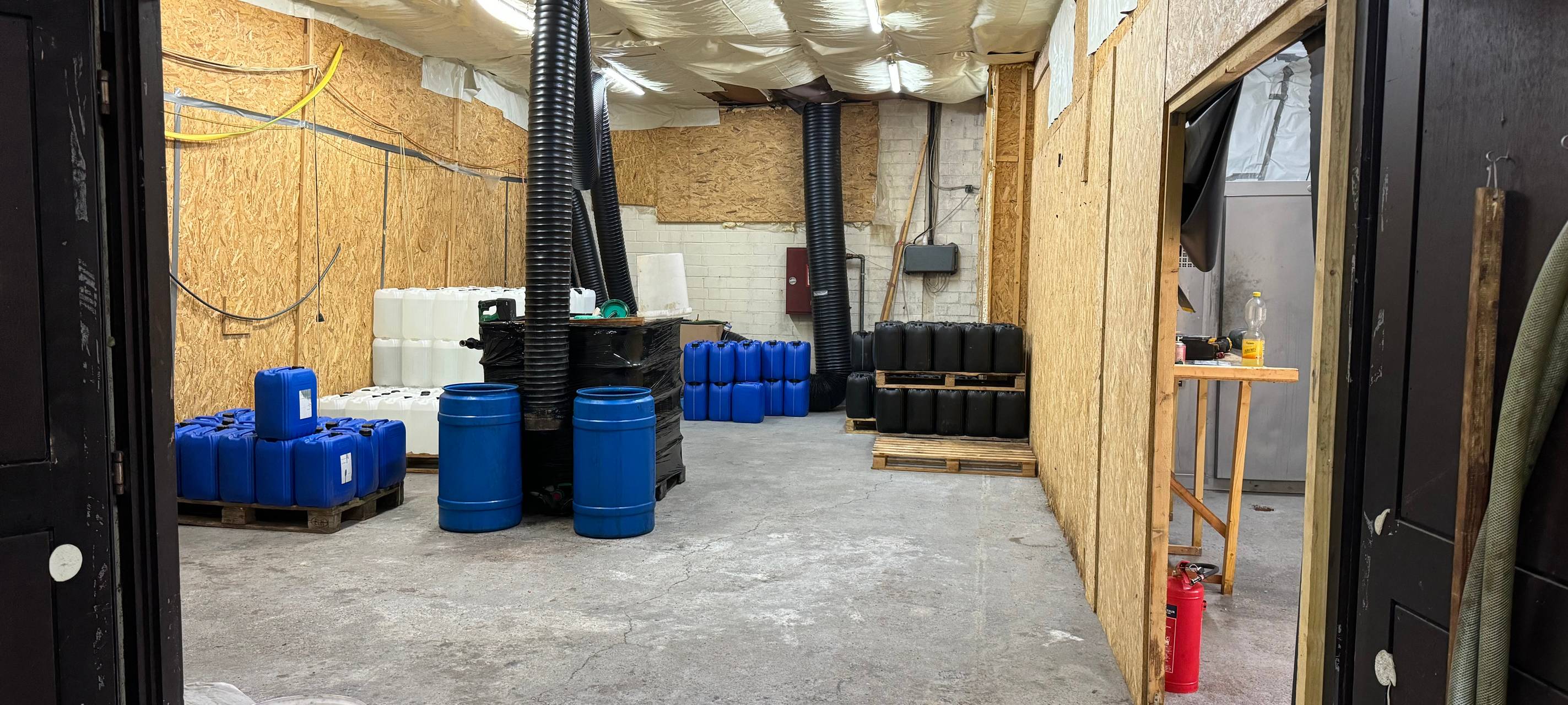 Haftstrafen für MDMA-Produzenten