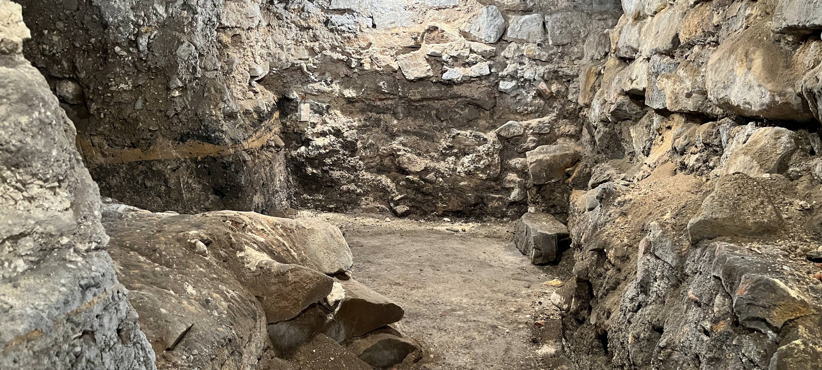 Aachener Dom: Archäologische Grabungsstätte zerfällt