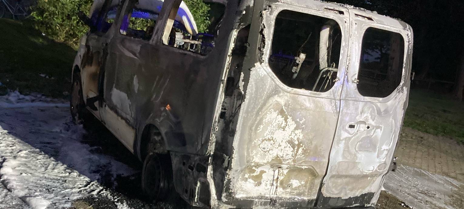 Simmerath: Gemeinde-Wagen in Flammen