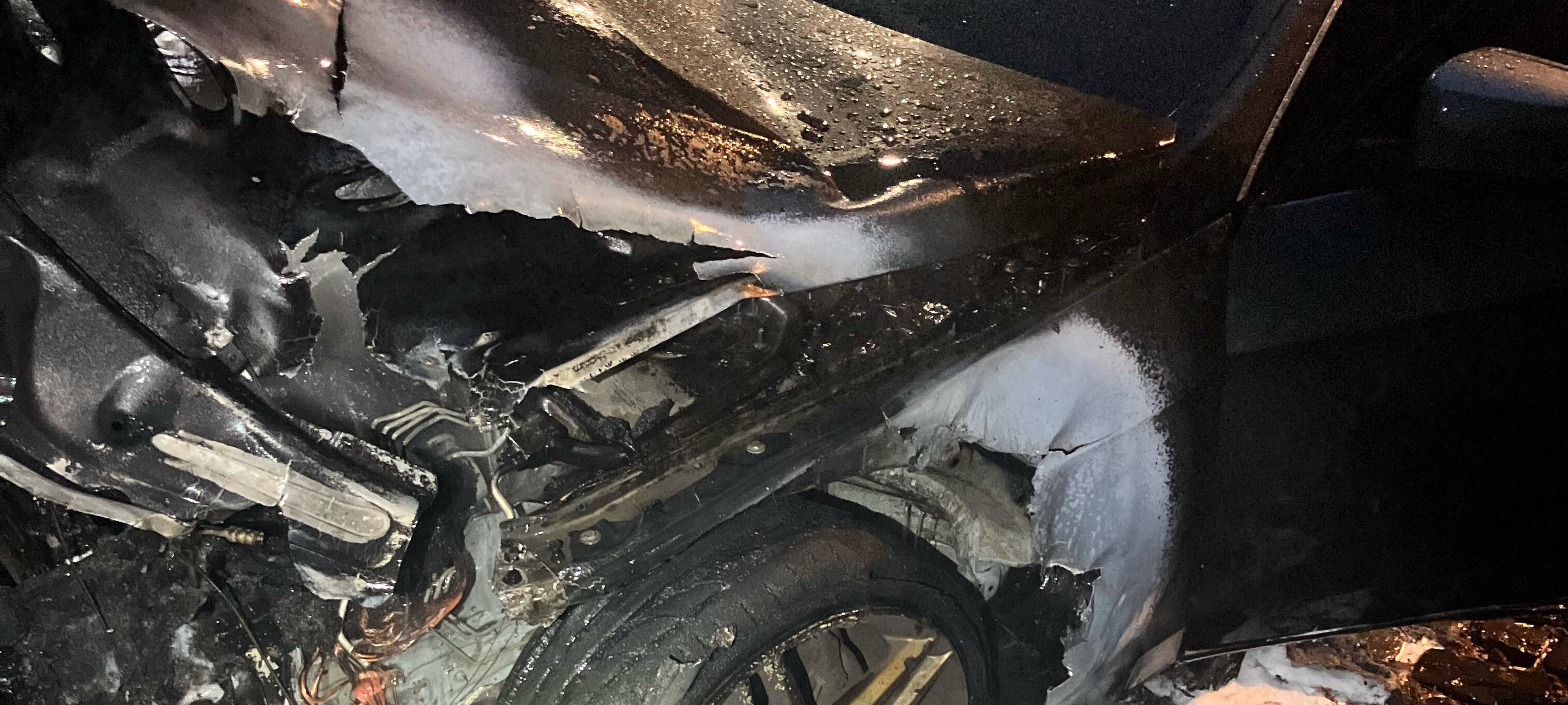 Wieder brennt ein Auto - Zeugen gesucht