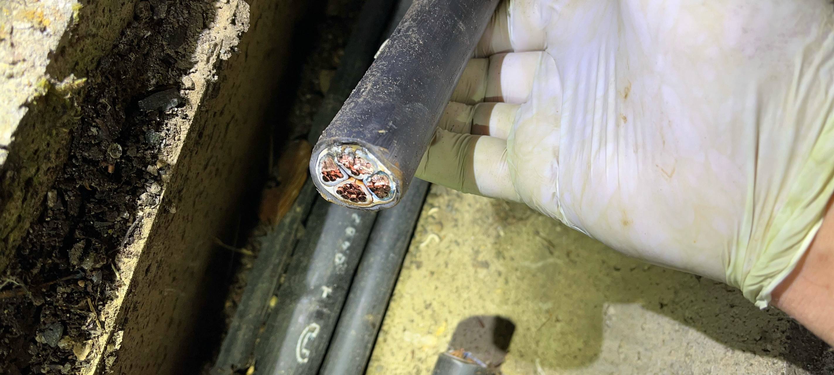 Zwei Kupferkabel-Diebstähle