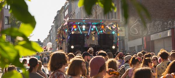 Krachparade in Aachen: Musik & Demo für mehr Kultur