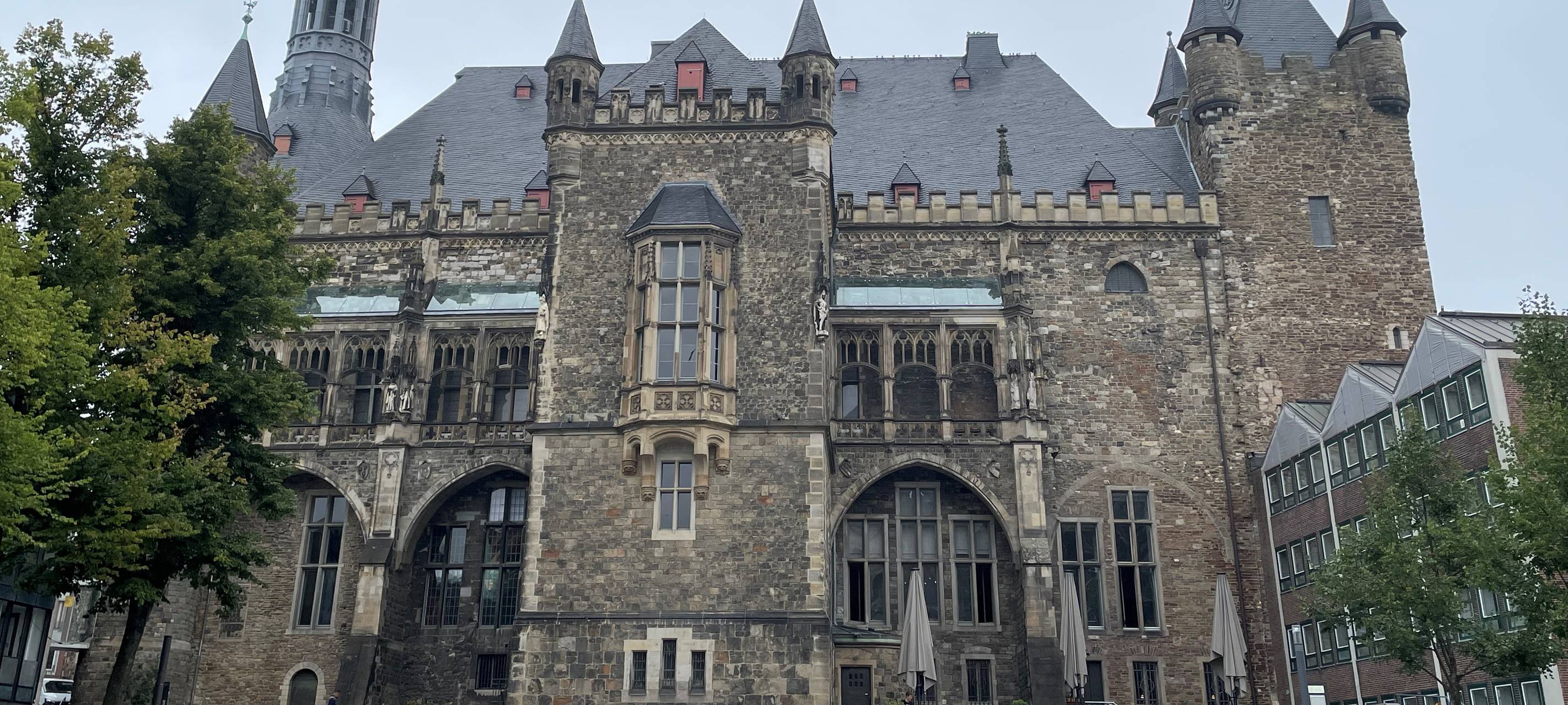 Aachens Haushalt: Großes Defizit, aber keine Steuererhöhung