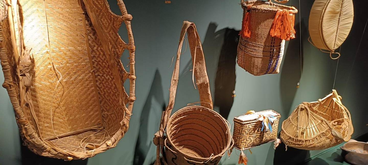 Indigene erhalten Ausstellungsgegenstände zurück