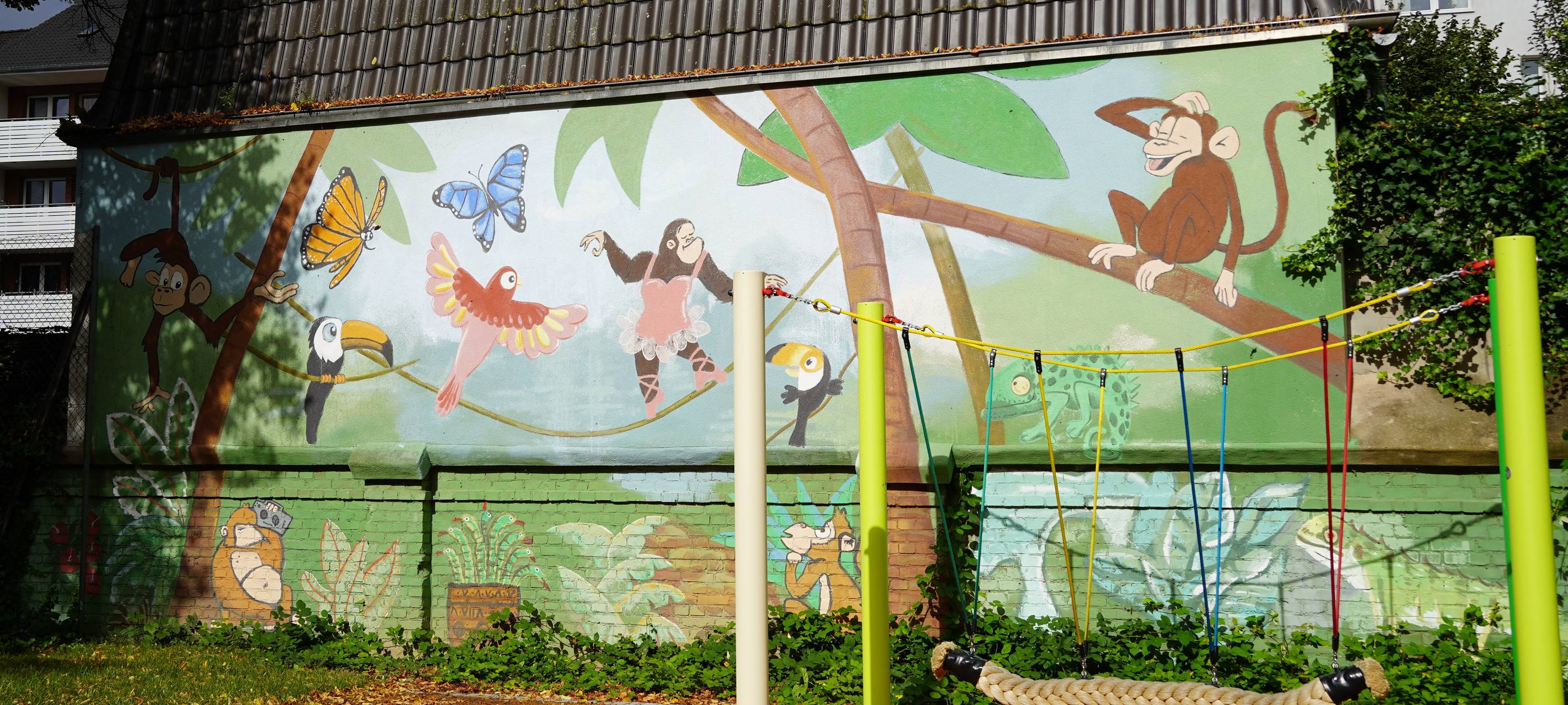 Dschungel-Feeling am Spielplatz Beverstraße
