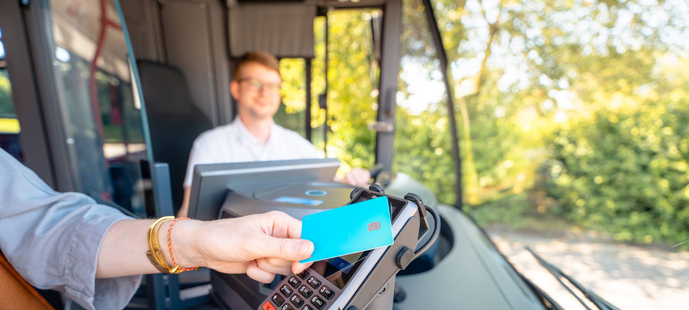 Bargeldlos unterwegs mit den ASEAG-Bussen
