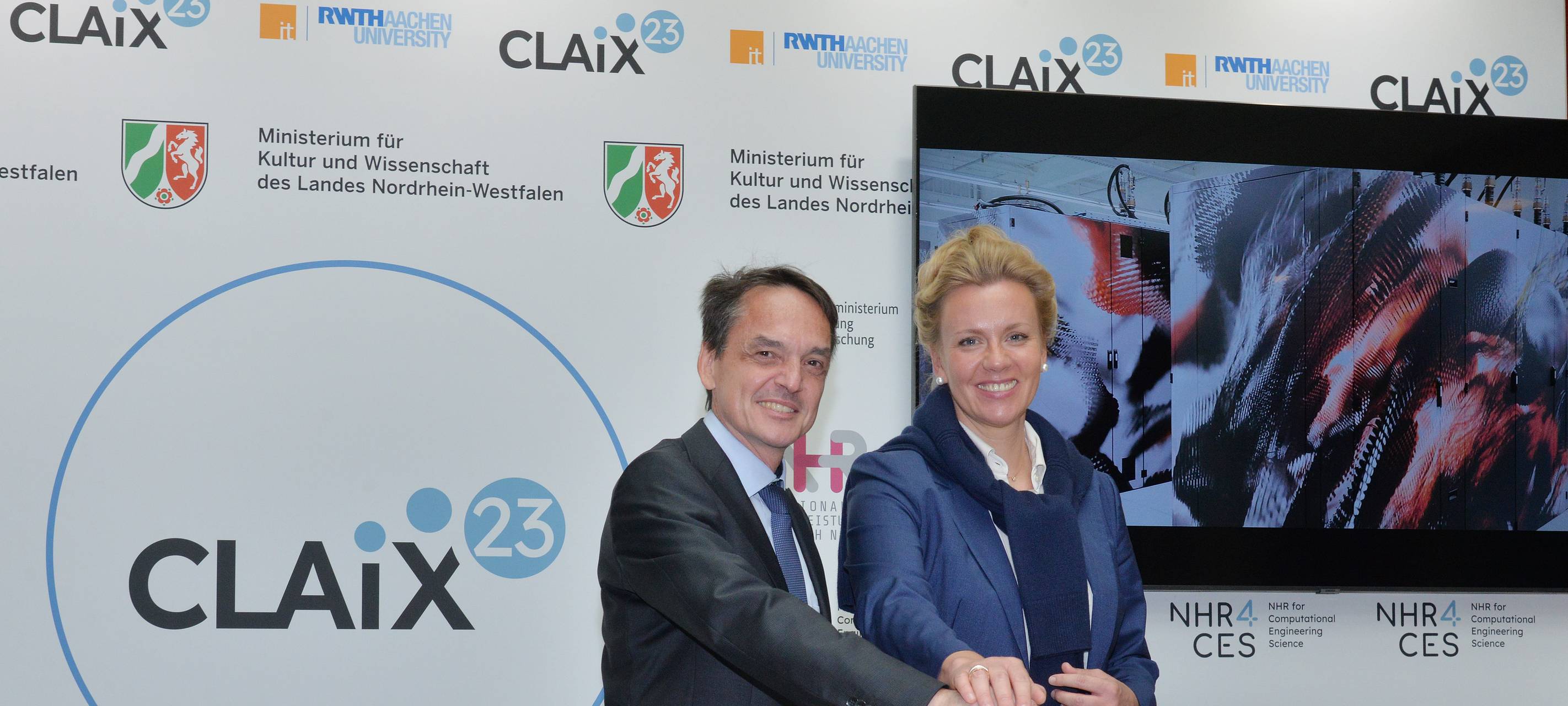 „CLAIX-2023“ - der neue Superrechner der RWTH Aachen