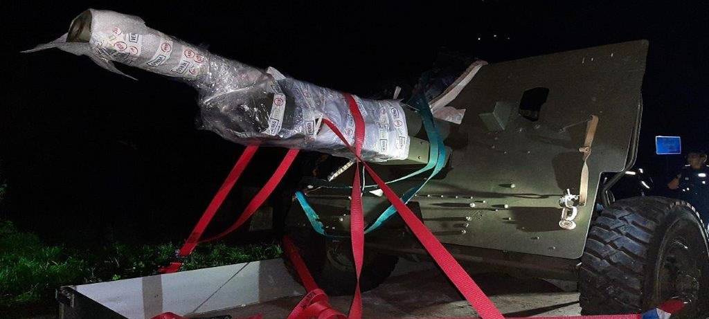 Mit Kanone über die A44 eingereist