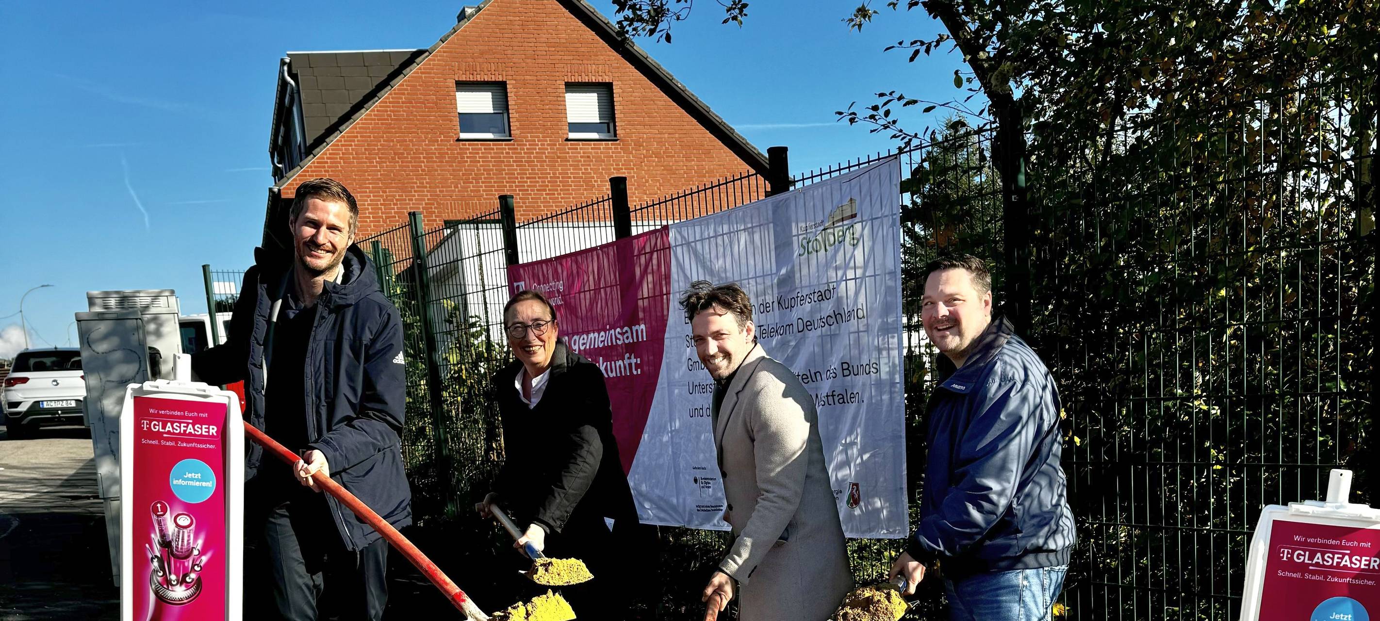 Spatenstich für den Glasfaserausbau in Stolberg