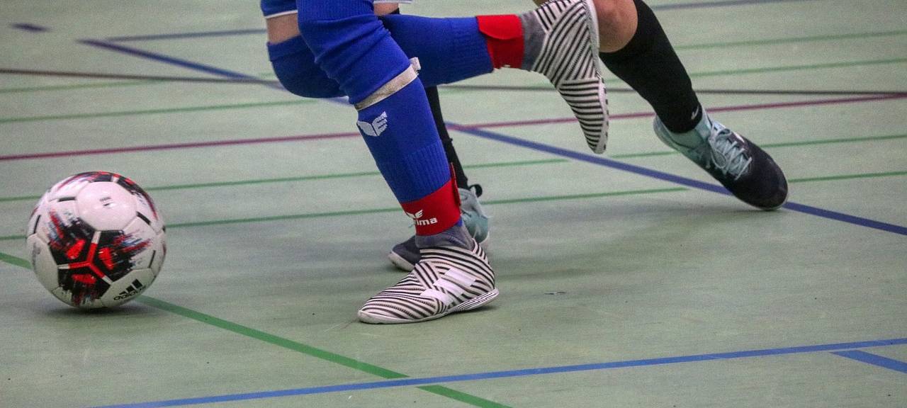 Zwei verletzte Kinder nach Tribünengerangel auf Fußballturnier