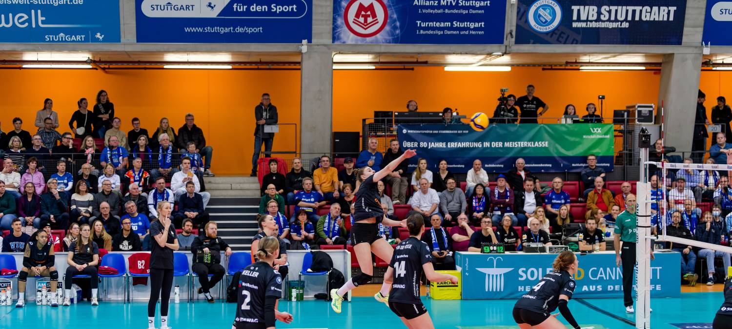 Ladies in Black: Niederlage beim Meister