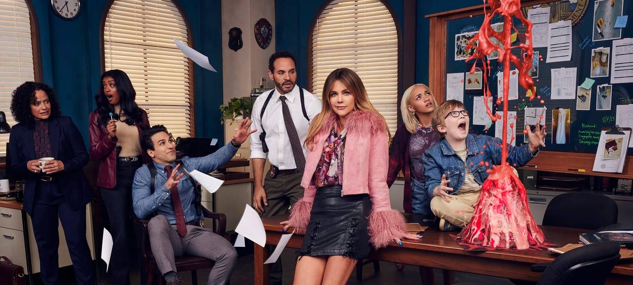 Im Büro ist alles sauber...und ab jetzt, werden die Fälle auch gelöst.